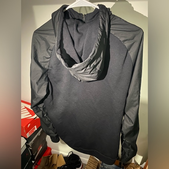 Nike Jacket - Picture 6 of 7